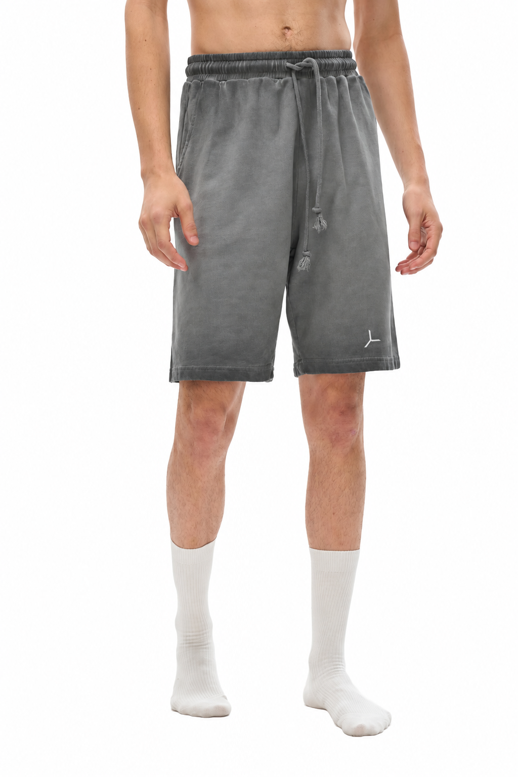 REVERSE DYE SWEATSHORT