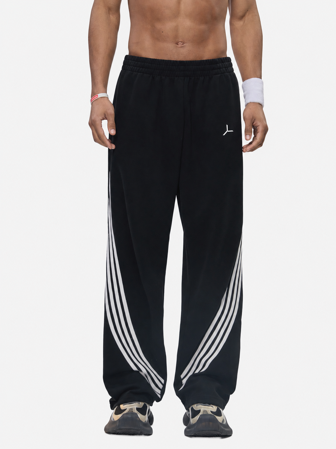 CURVED STRIPE SWEATPANT