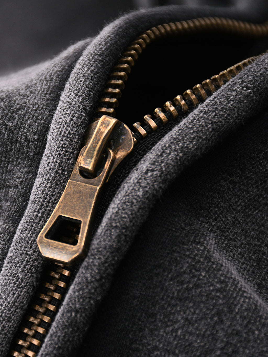 BOXY ZIP HOODIE